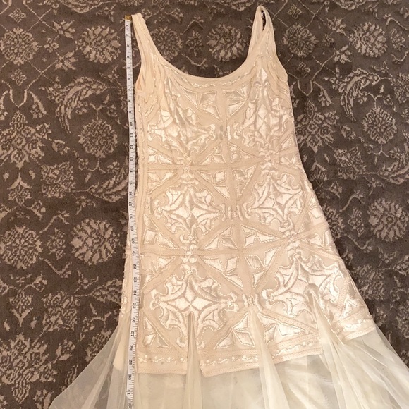 Carmen Marco Valvo elegant gown, one of a kind! - Picture 10 of 14